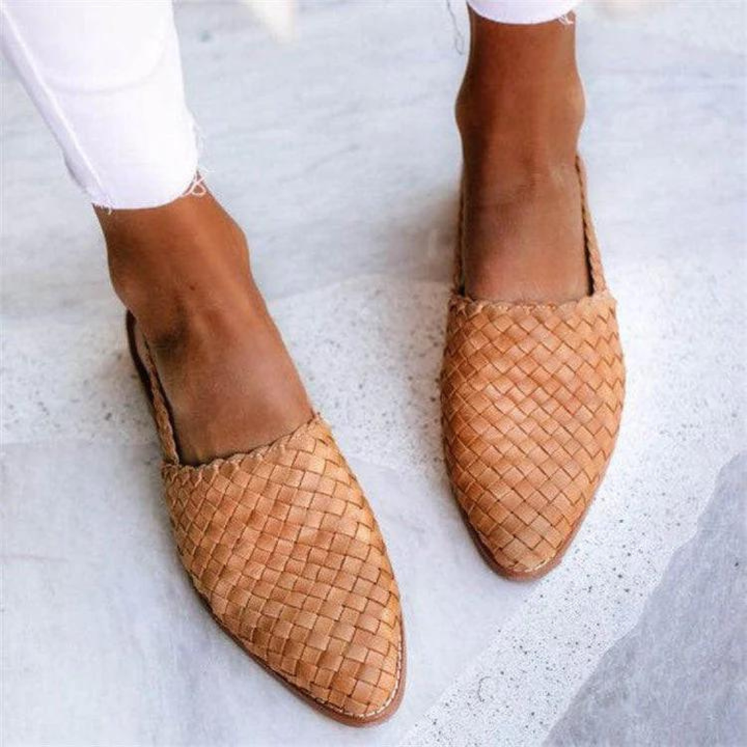 Joanne – Geweven Slingback Flats