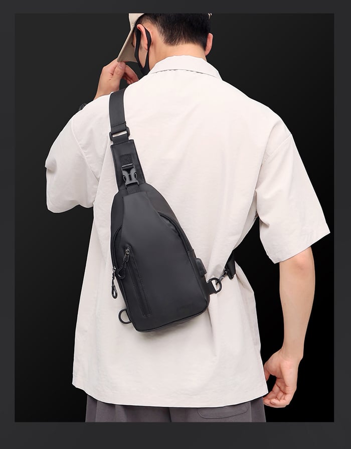 Last Day Promotion – 49% Off Waterproof Shoulder Bag